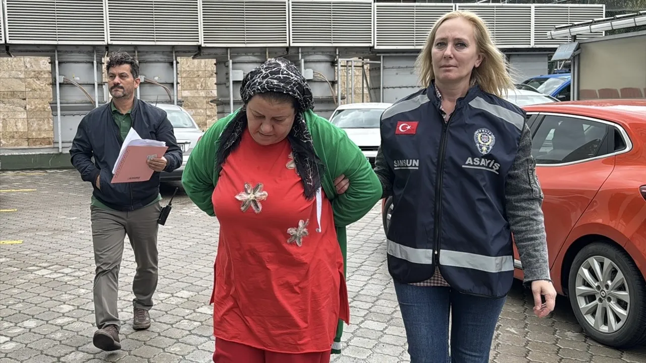 Samsun İlkadım'da komşusunun evinden 200 bin TL değerinde ziynet eşyası çalan şüpheli gözaltına alındı