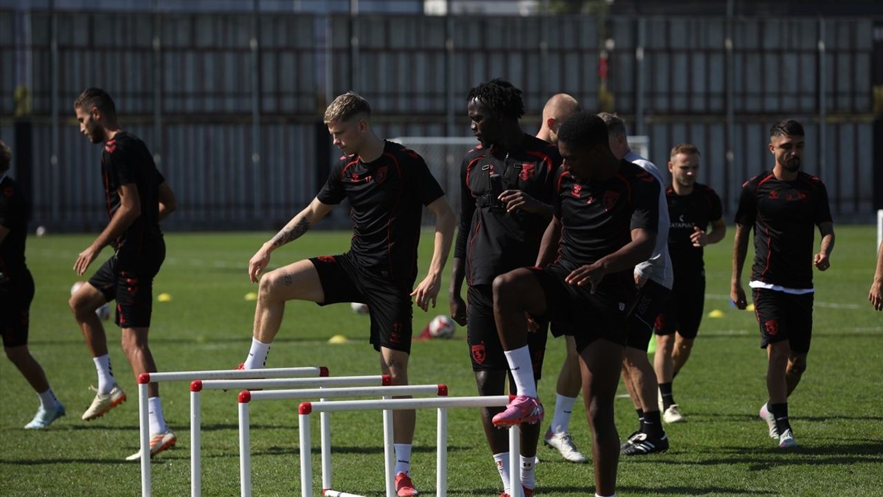Samsunspor, Gaziantep FK Maçı Öncesi Nuri Asan Tesisleri'nde Hazırlıklarını Sürdürdü