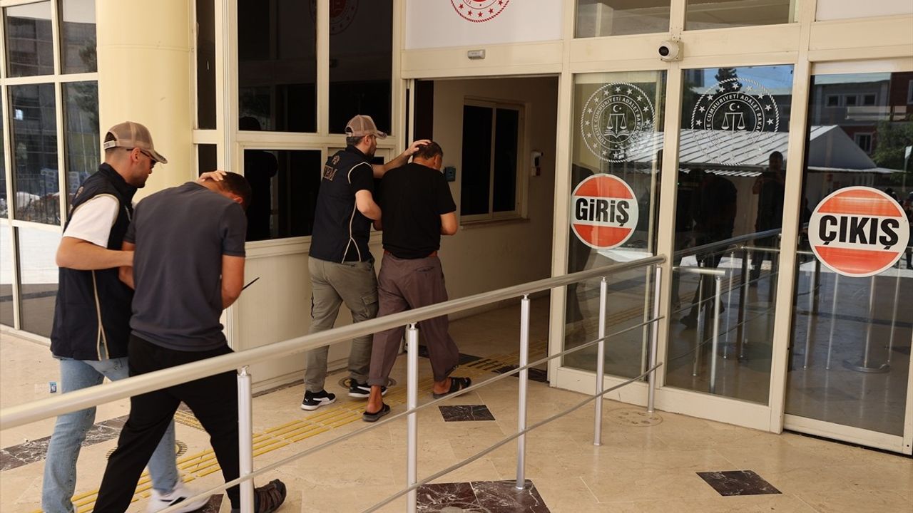 Şanlıurfa merkezli DEAŞ operasyonunda 14 şüpheli gözaltına alındı