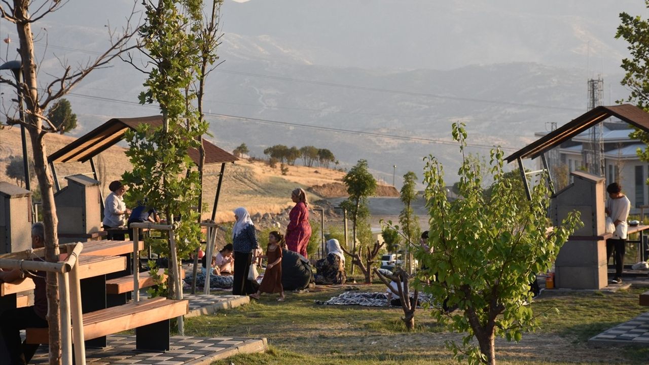 Şırnak'ta Recep Tayyip Erdoğan Millet Bahçesi vatandaşların yeni uğrak noktası oldu