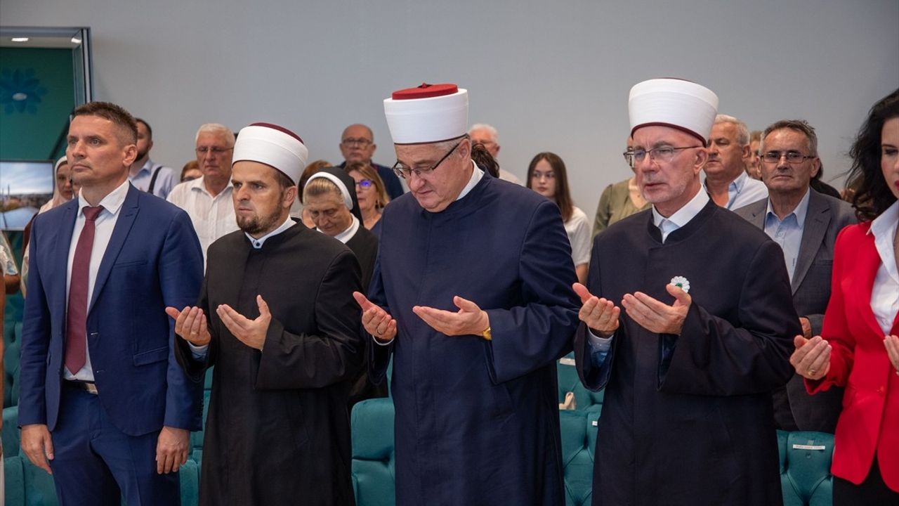 Sisak'ta 'Ayasofya Fotoğrafları' sergisi açıldı