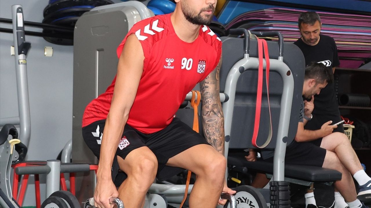 Sivasspor, Sarıyer maçı hazırlıklarını sürdürüyor