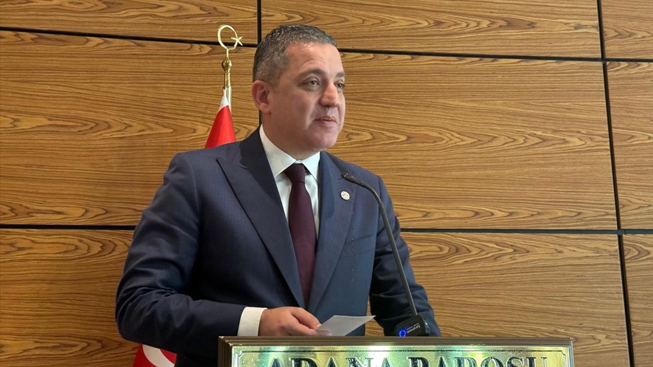 TBB Başkanı Erinç Sağkan, Adana Barosu 2025-2026 Staj Eğitim Programı açılışında konuştu