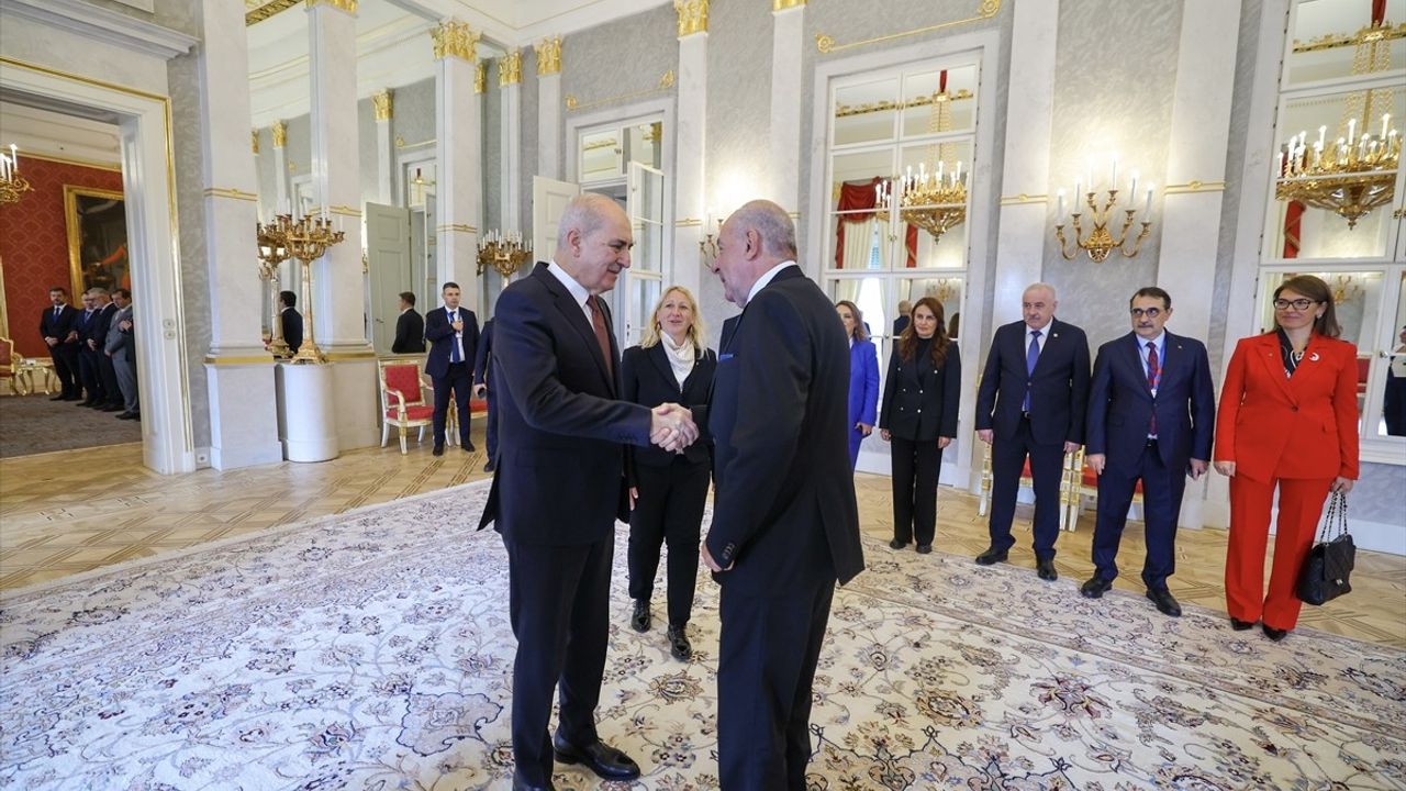 TBMM Başkanı Kurtulmuş, Budapeşte'de Cumhurbaşkanı Sulyok tarafından kabul edildi