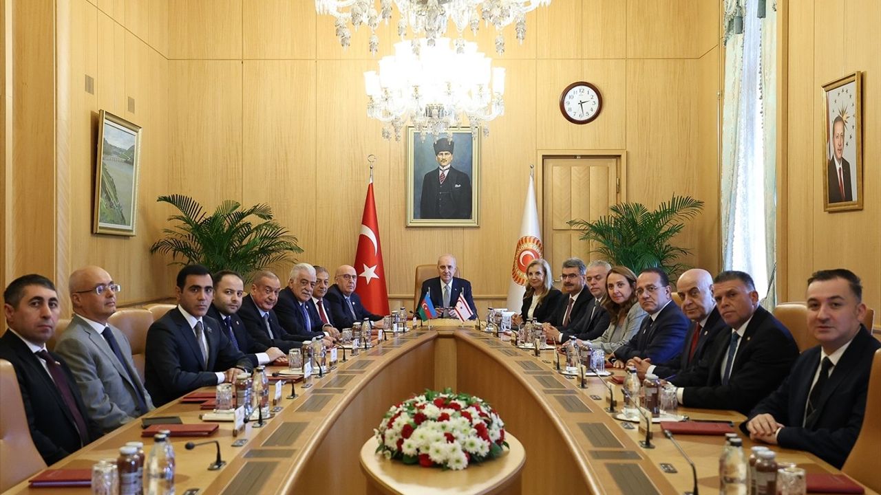 TBMM Başkanı Kurtulmuş, Türkiye-Azerbaycan-KKTC Dostluk Gruplarını Kabul Etti