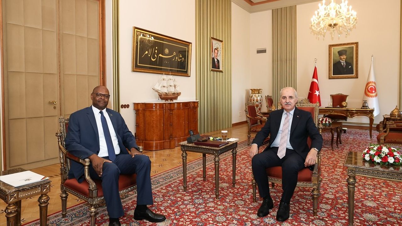 TBMM Başkanı Numan Kurtulmuş, Zimbabve Büyükelçisi Alfred Mutiwazuka'yı Kabul Etti