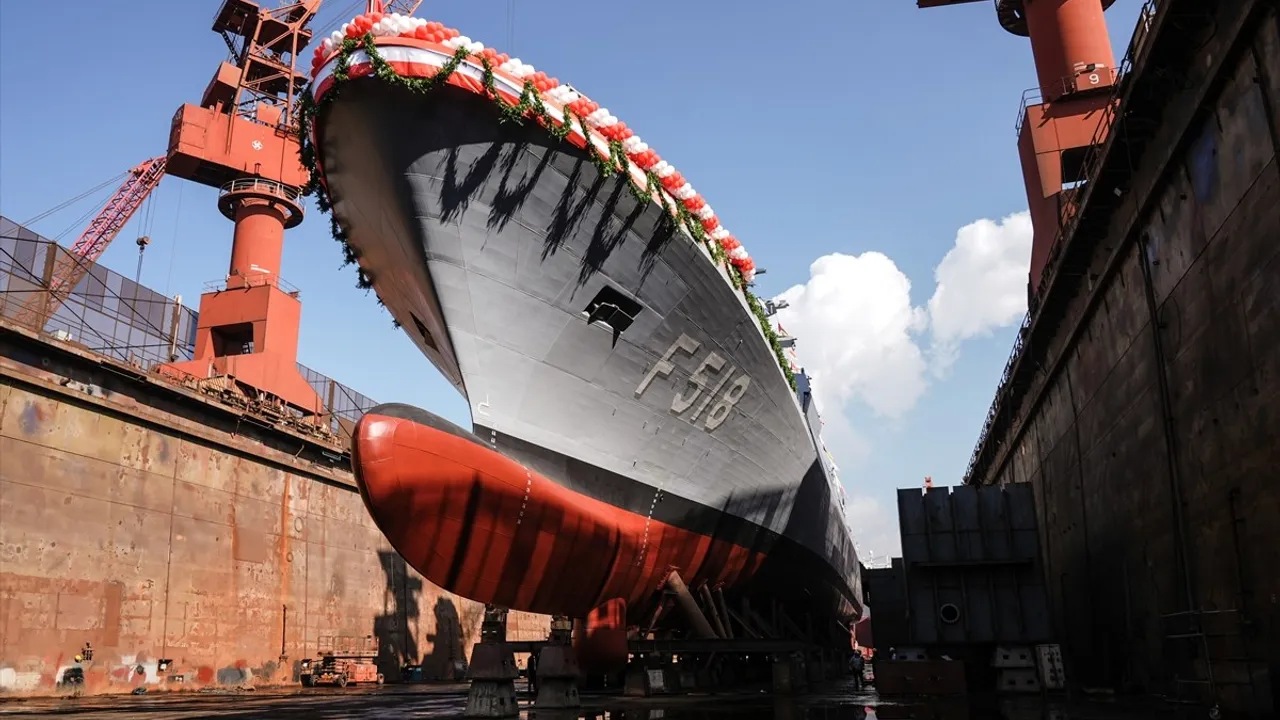 TCG İçel (F-518) denize indirildi: MİLGEM İstif sınıfı projesinin 8'inci gemisi suyla buluştu