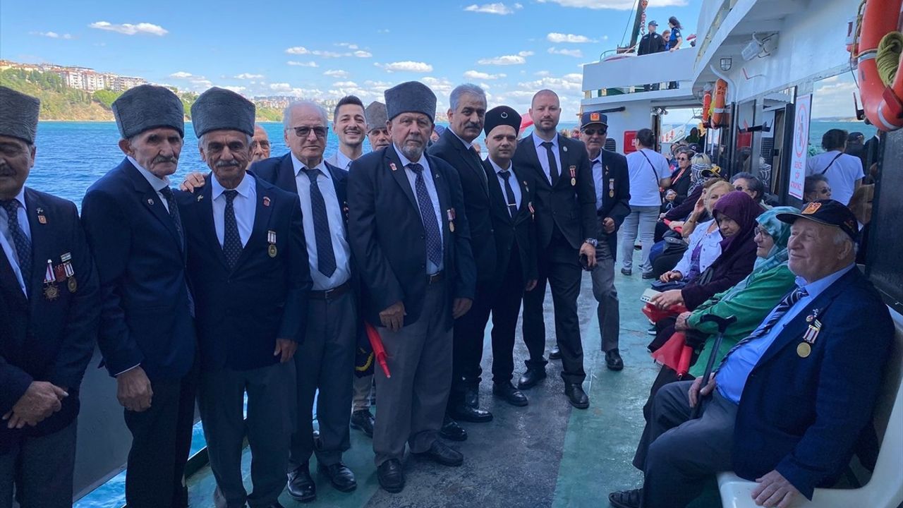 Tekirdağ'da Gaziler Günü'nde şehit aileleri ve gazilere tekne turu düzenlendi