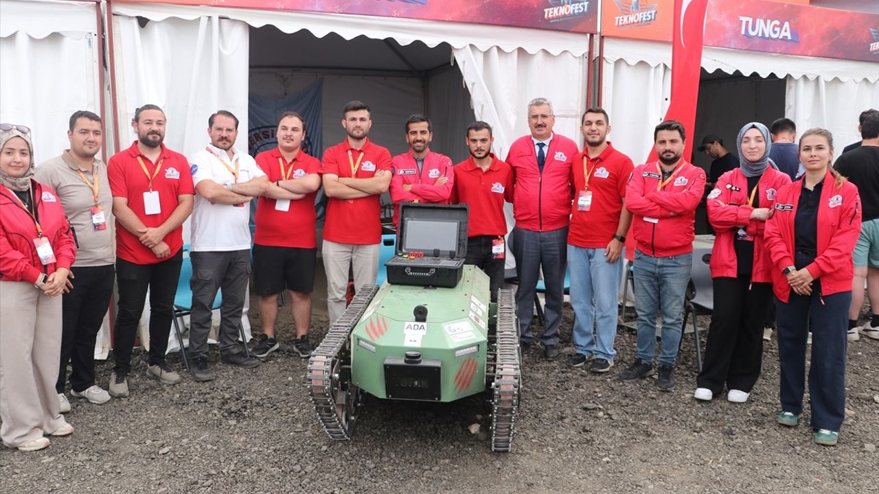 TEKNOFEST İnsansız Kara Aracı Yarışması Tekirdağ'da: 28 Takım, Yaklaşık 300 Öğrenci Yarışıyor