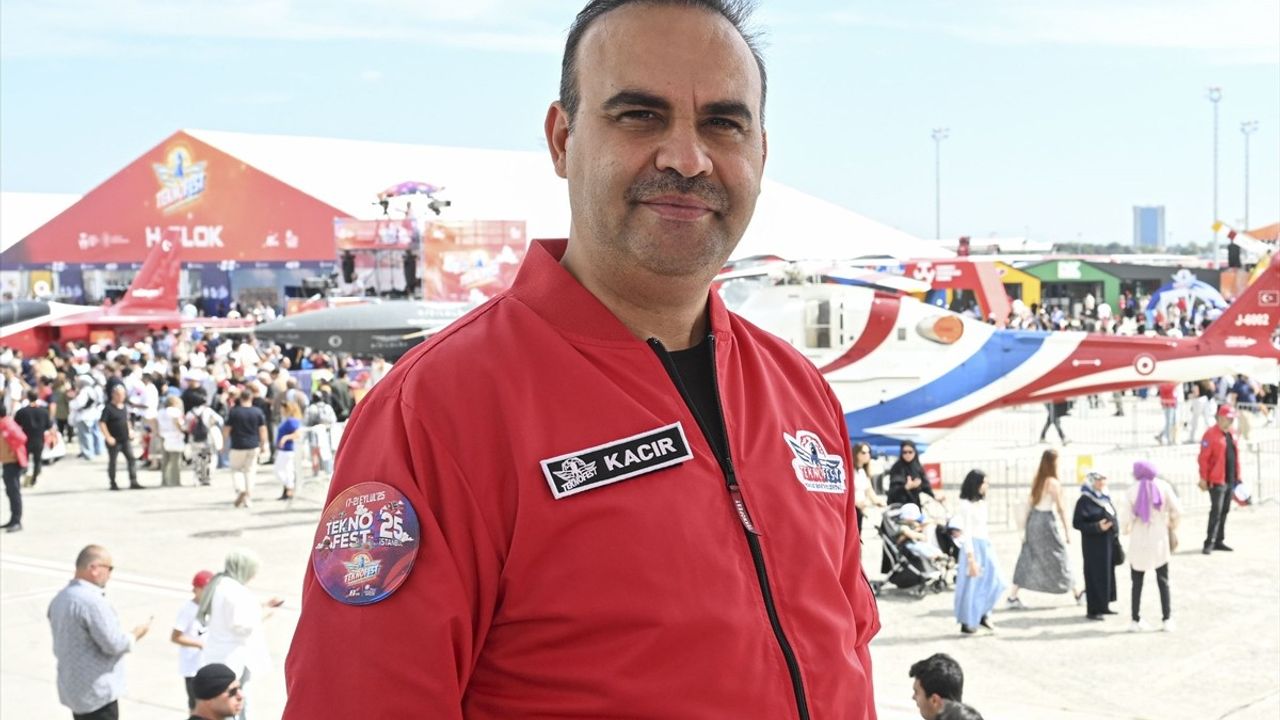 TEKNOFEST'te Bakan Kacır: AR-GE Harcamaları 1,2 Milyar Dolardan 16 Milyar Dolara Yükseldi