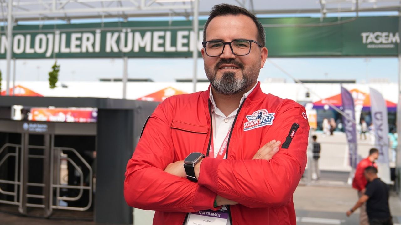 TEKNOFEST'te gençlerle buluşan 'akıllı tarım': TÜME'nin 2 bin 500 m² akıllı ahırı ve yeni teknolojiler tanıtıldı