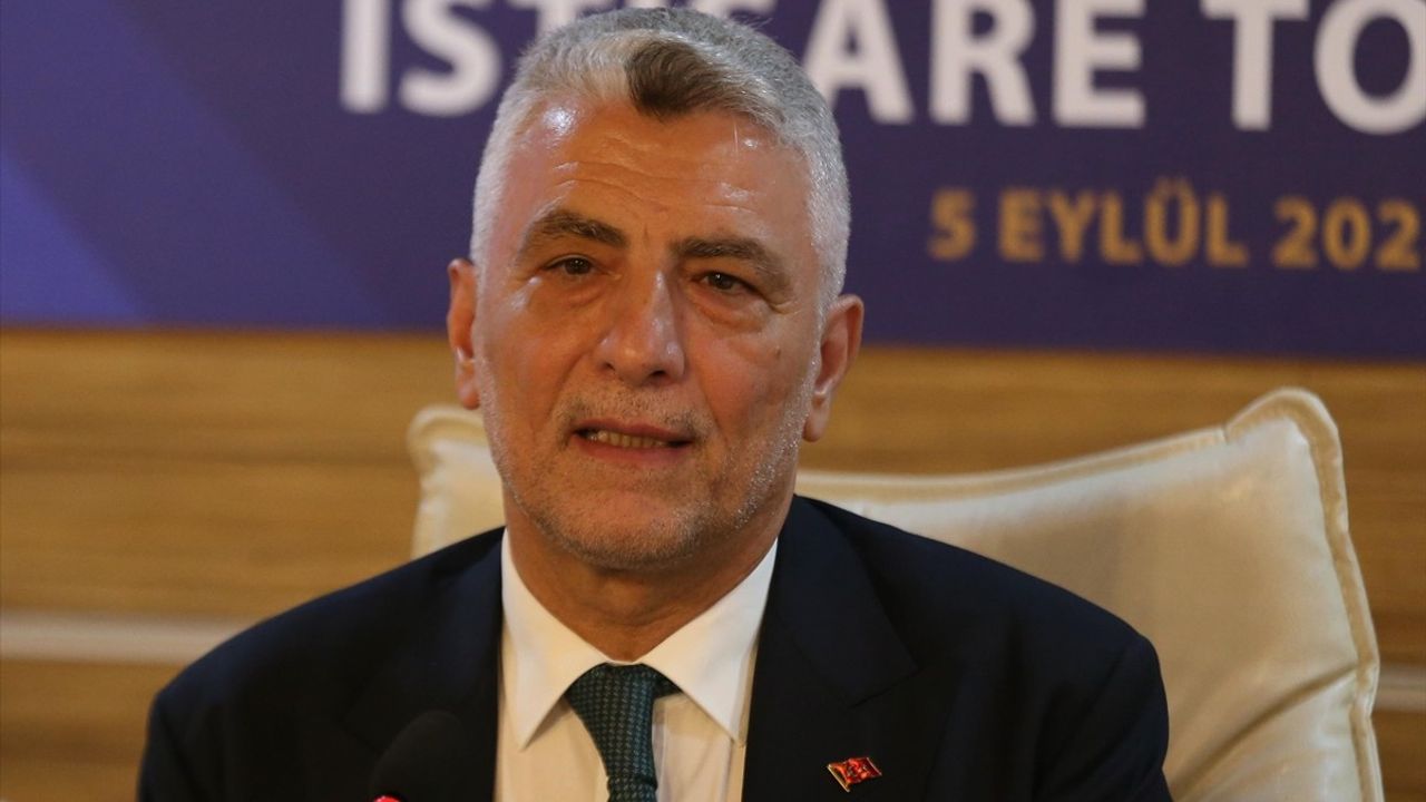 Ticaret Bakanı Bolat: Makro göstergeler dengeye geliyor, enflasyonla mücadele önceliğimiz
