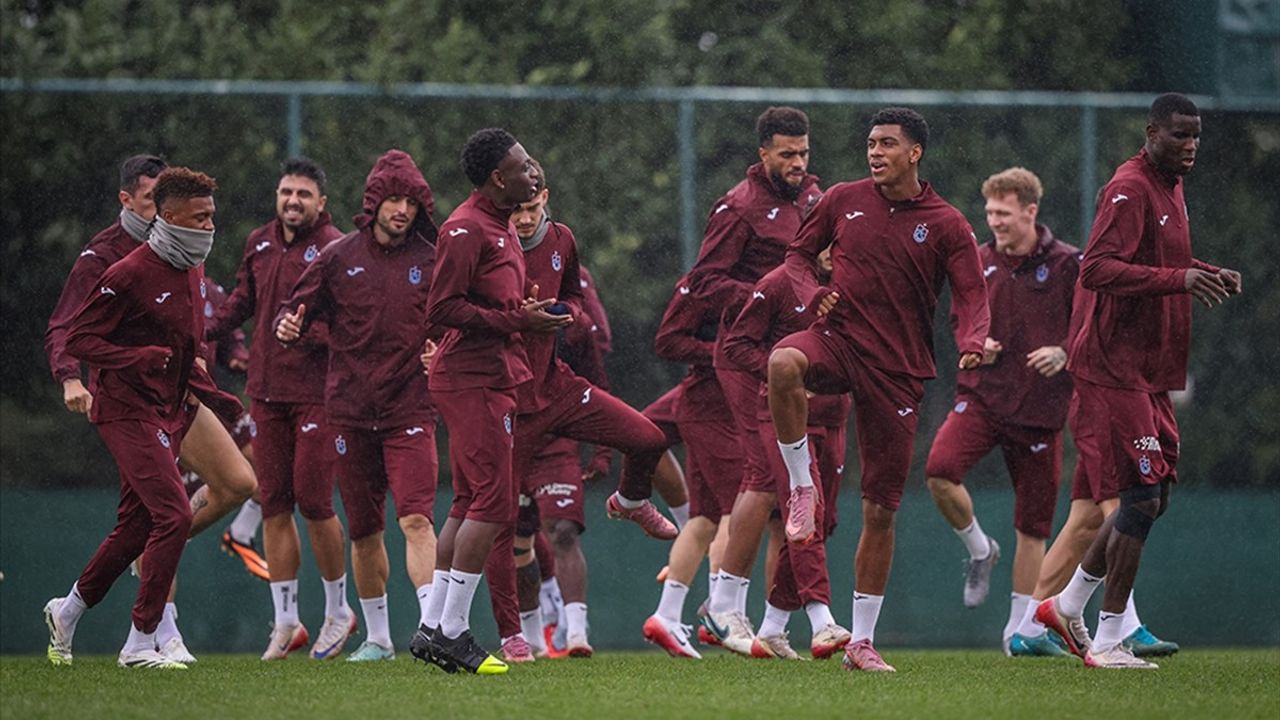 Trabzonspor, 3 Ekim'de Zecorner Kayserispor maçı hazırlıklarını Mehmet Ali Yılmaz Tesisleri'nde sürdürdü