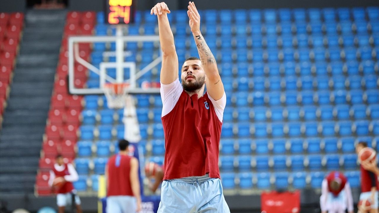 Trabzonspor 7 yıl sonra Basketbol Süper Ligi'nde: Selçuk Ernak play-off ve Avrupa hedefi koydu