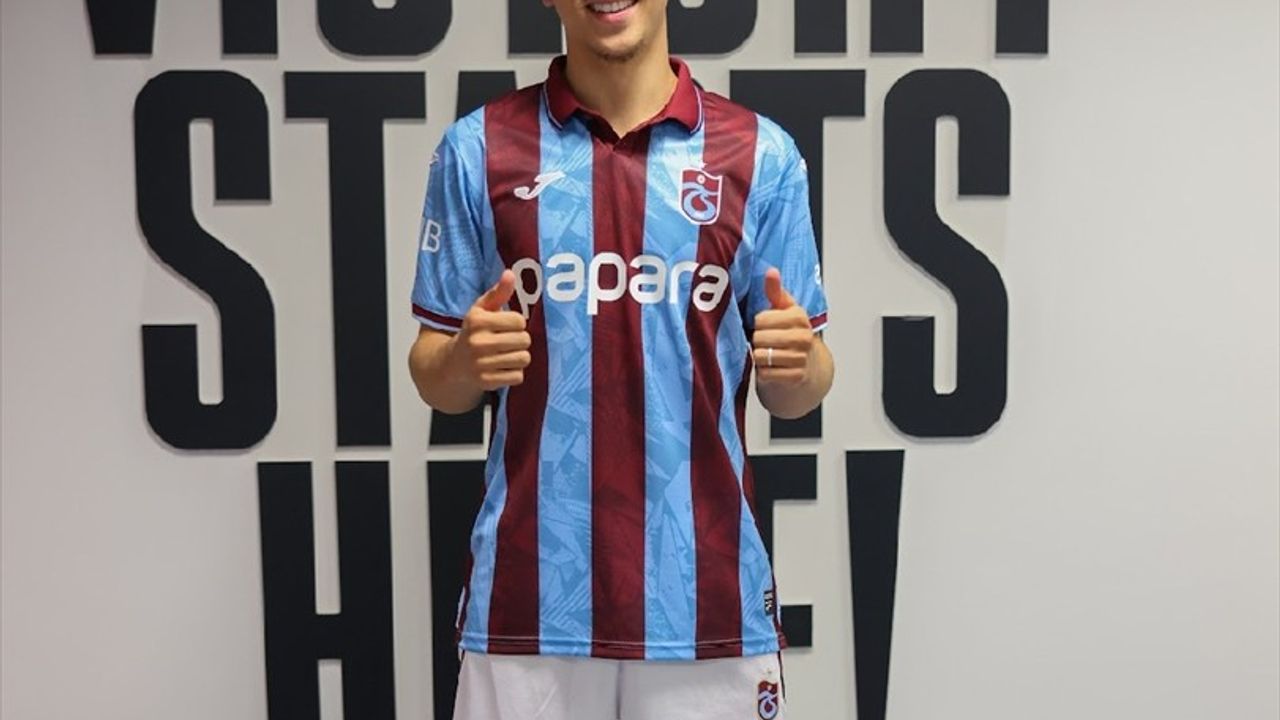Trabzonspor, Benjamin Bouchouari ile 3+1 yıllık sözleşme imzaladı