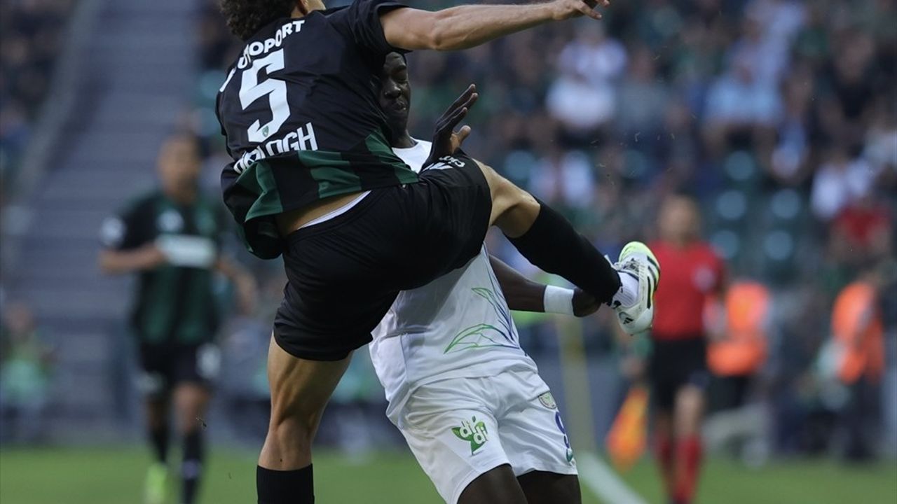 Trendyol Süper Lig: Kocaelispor 1-1 Çaykur Rizespor — İlk Yarı Özeti