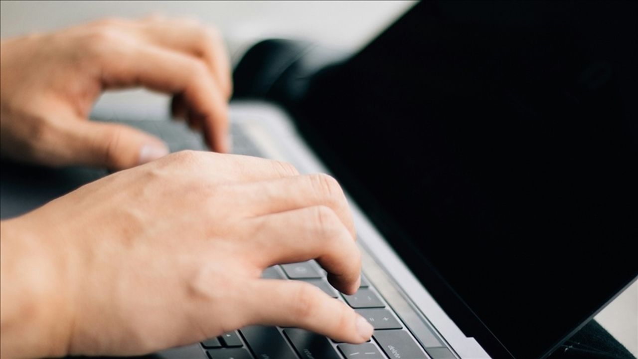 TÜBİTAK 318 Aday Araştırmacı Alıyor: 3. ve 4. Sınıf Öğrencileri İçin Başvurular 6 Ekim 2025'e Kadar