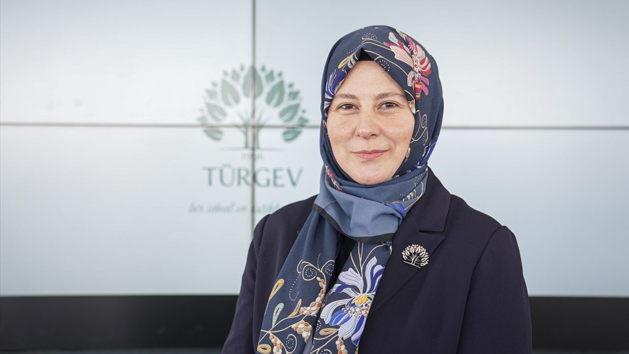 TÜRGEV, öğrencilerin kodlama projelerini TEKNOFEST'te ziyaretçilere açtı