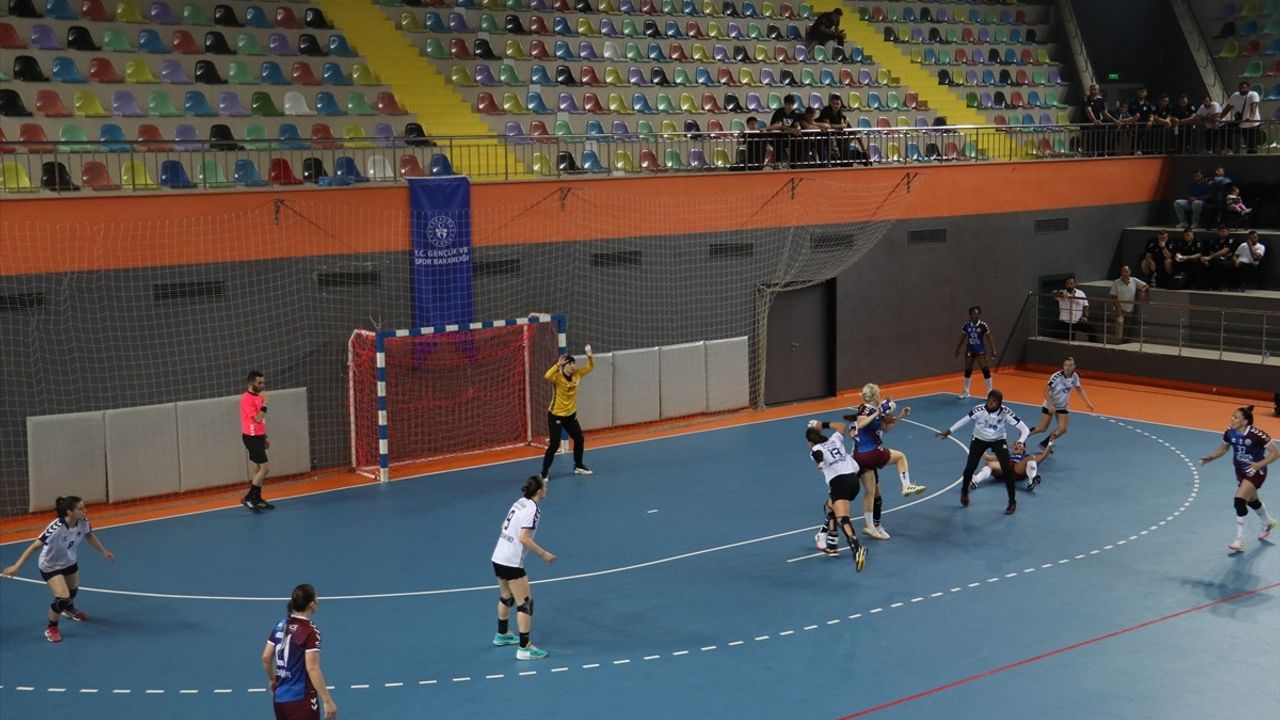 Üsküdar Belediyespor, Ortahisar Belediyespor'u 30-29 yendi