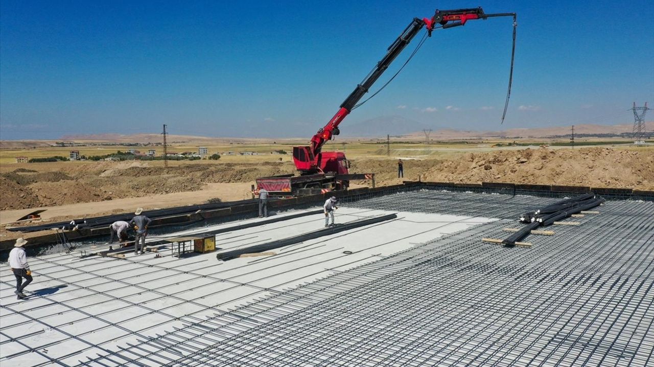 Van'da Yeni Şehirler Arası Otogar İnşaatı Devam Ediyor — 57.613 m² Açık, 11.000 m² Kapalı