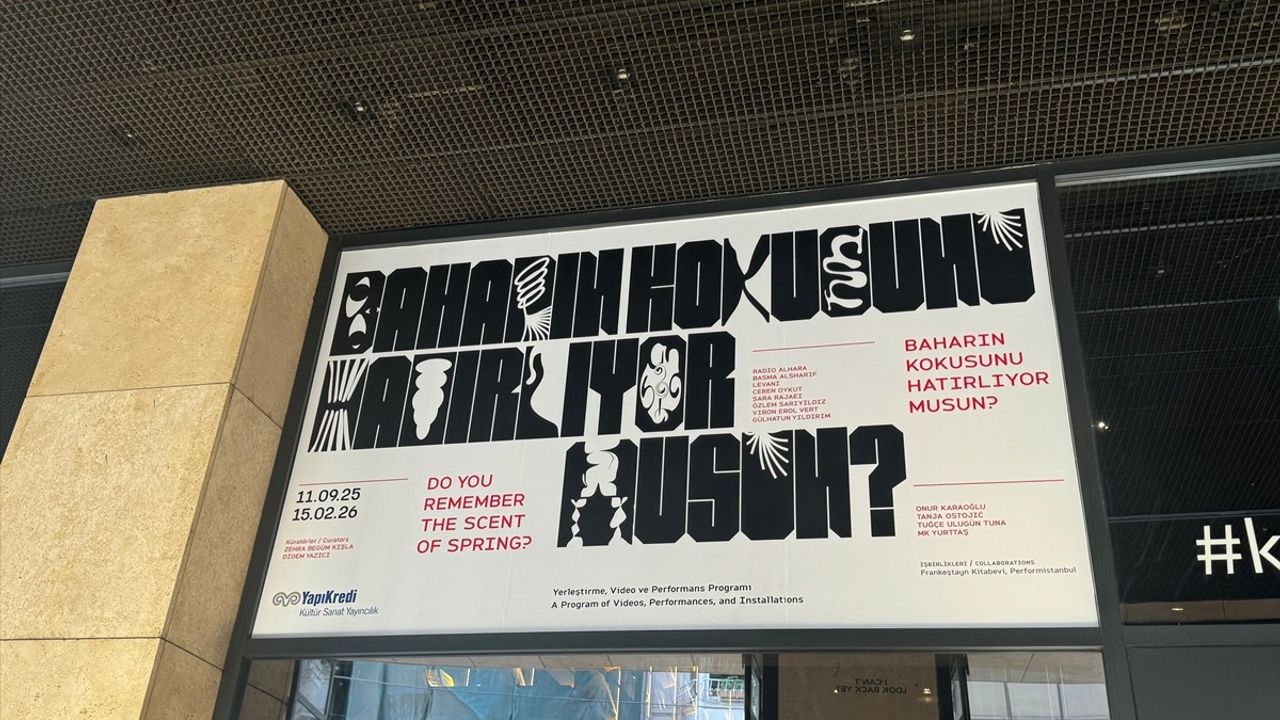 Yapı Kredi Kültür Sanat yeni sezonu 'Baharın Kokusunu Hatırlıyor musun?' programıyla açtı