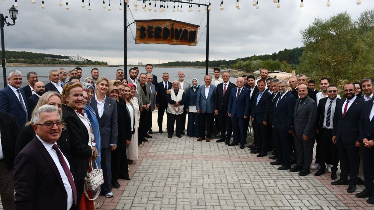 Yenişehirlioğlu Bilecik'te: Terörle mücadele kararlılığı ve 'Türkiye Yüzyılı' vurgusu