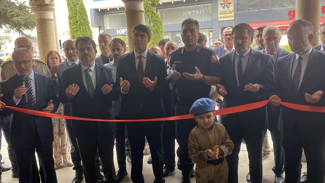 Yozgat'ta 'Şehadetin Başladığı Noktadan Sonsuzluğa' sergisi 19 Eylül etkinlikleri kapsamında açıldı