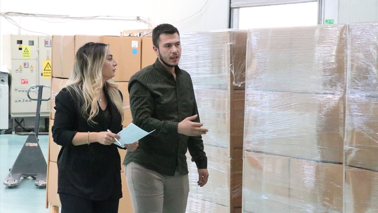 Yozgatlı girişimci Nihal Aknur ayda 3 milyon bez çanta üretiyor, ürünlerin yüzde 80'i ihraç ediliyor