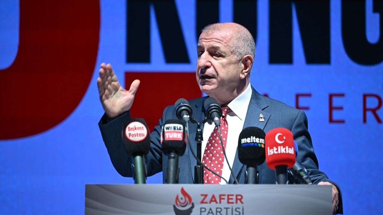 Zafer Partisi 3. Olağanüstü Tüzük Kongresi: 35 Madde Oy Birliğiyle Değiştirildi