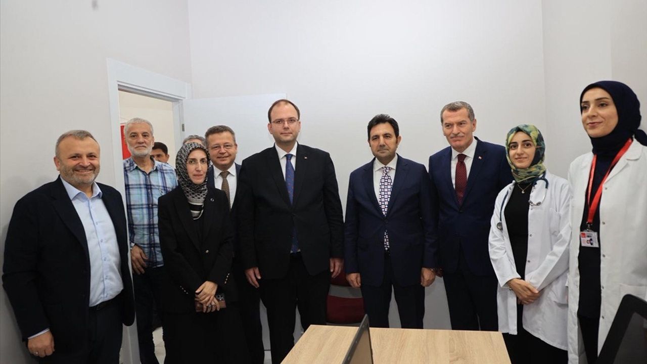 Zeytinburnu'nda 11 No'lu Aile Sağlığı Merkezi törenle açıldı