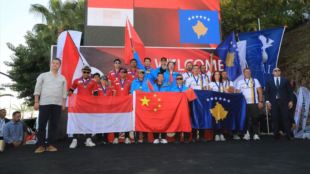 13. Dünya Yamaç Paraşütü Hedef Şampiyonası Alanya'da tamamlandı