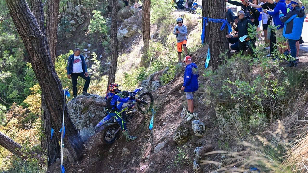 16. Sea To Sky Enduro: Orman Etabını Manuel Lettenbichler Önde Tamamladı