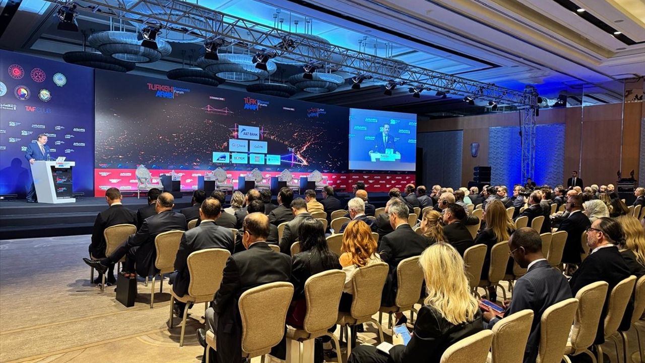 16. Türk-Arap Ekonomi Forumu İstanbul'da başladı — İşbirliği ve ortak yatırımlar öne çıktı