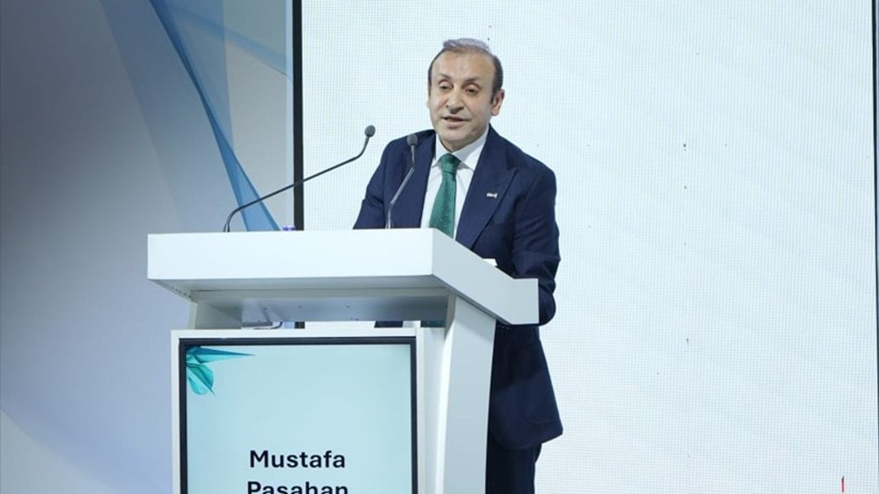18. İstanbul Hazır Giyim Konferansı 'Yeni Düzenin Pusulası' temasıyla başladı