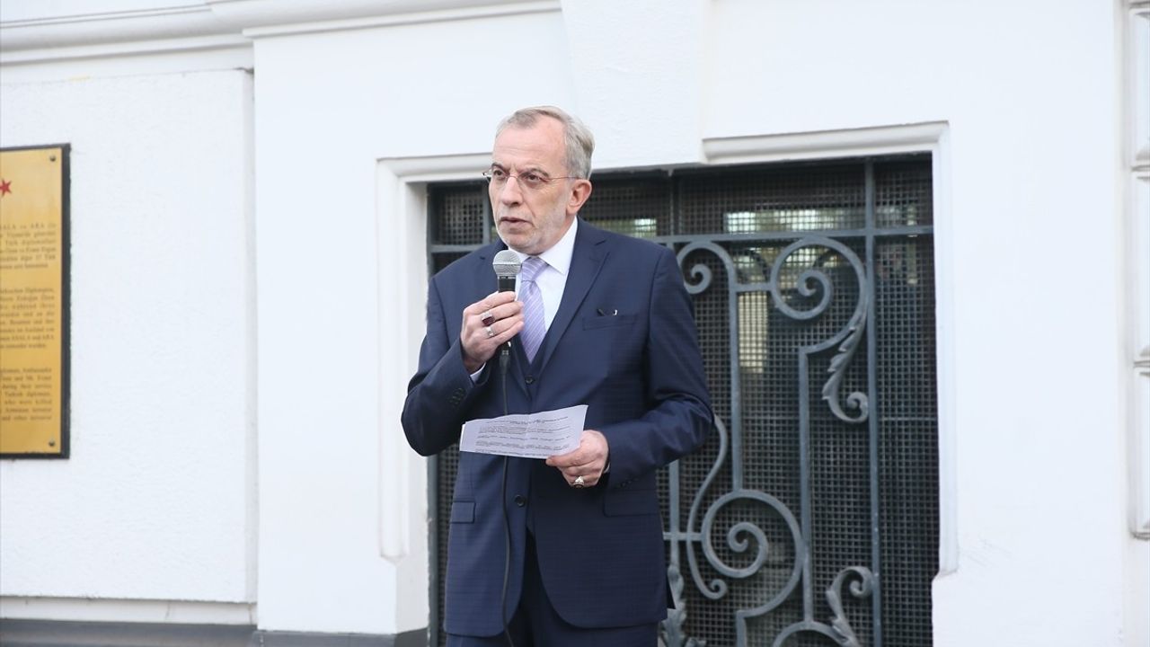 22 Ekim 1975'te Viyana'da şehit edilen Büyükelçi Daniş Tunalıgil anıldı