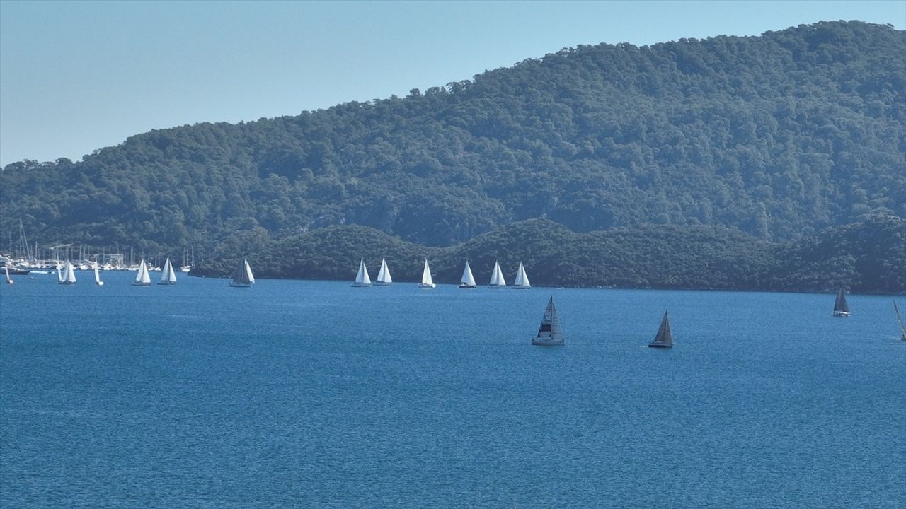 36. Uluslararası Marmaris Yarış Haftası üçüncü gün: 113 yat ve 1.100 yelkenciyle koy içi ve açık deniz yarışları