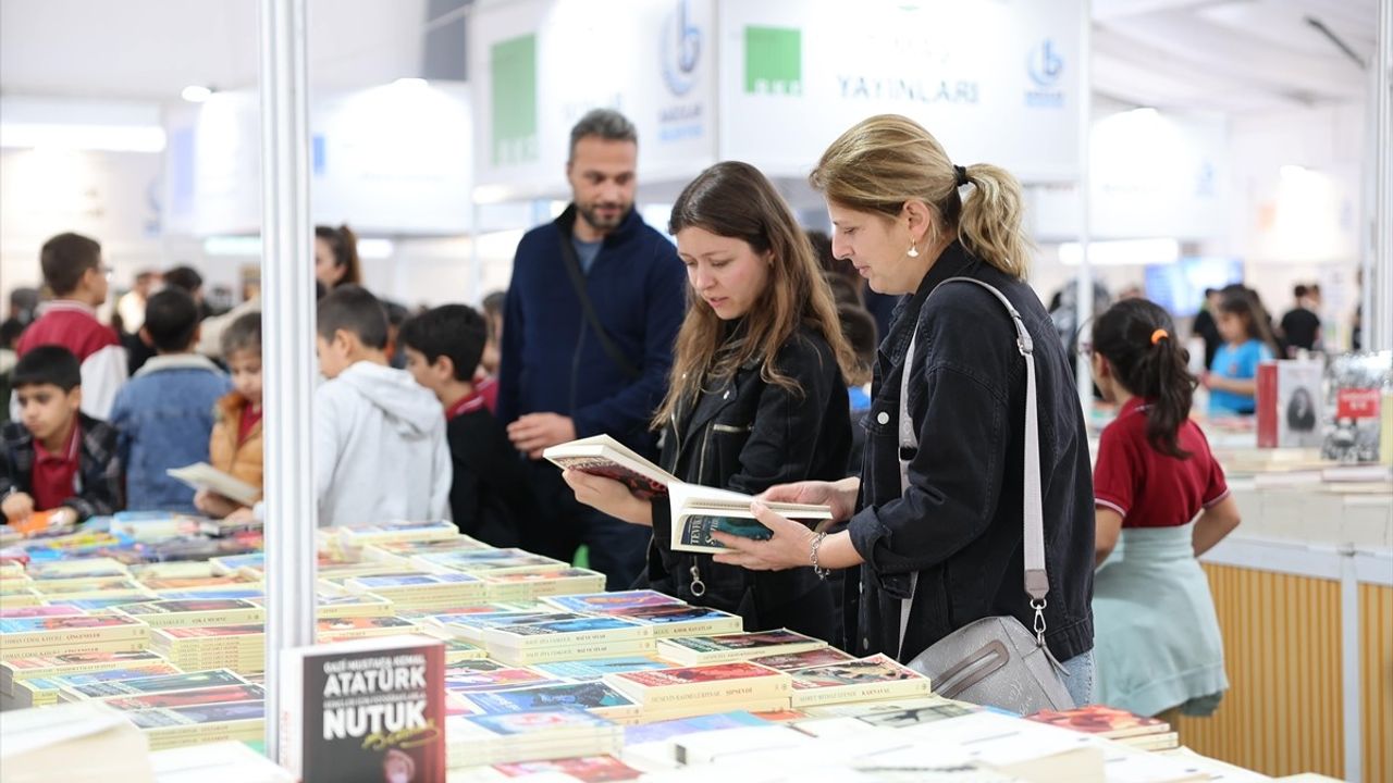 4. Bağcılar Kitap Fuarı 500 bini aşkın ziyaretçiyle tamamlandı