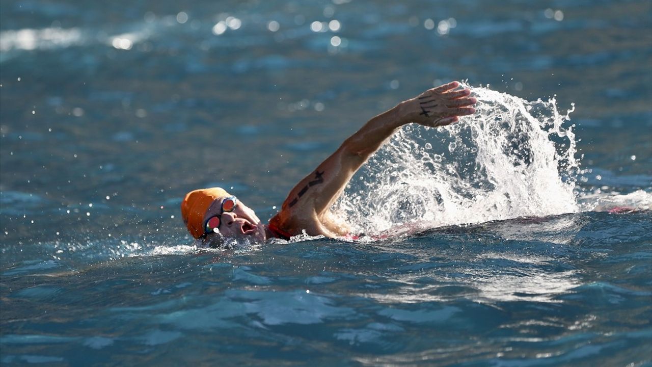 6. Uluslararası Fethiye Spor Festivali kapsamında Kelebekler Vadisi-Ölüdeniz Açık Su Yüzme Yarışı tamamlandı