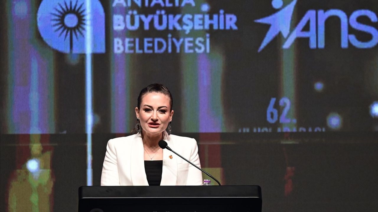 62. Uluslararası Antalya Altın Portakal Film Festivali açılışı yapıldı
