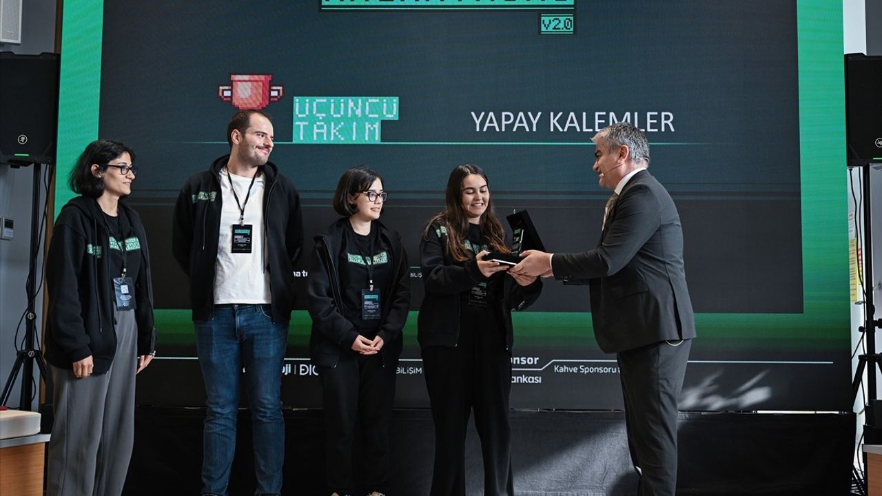 AA Medya Teknolojileri Hackathonu V2.0'de ICARUS birinci oldu; Bilişim Vadisi teknoloji üretimini vurguladı