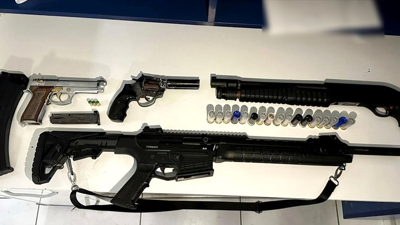 Adana'da 19 yıl 15 gün kesinleşmiş hapis cezasıyla aranan hükümlü Yüreğir'de yakalandı