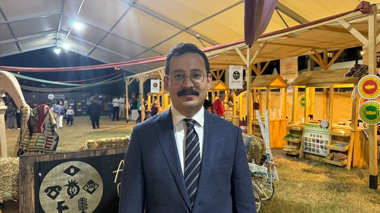 Adana'da 'Anadoludakiler Pazarı' 9. Uluslararası Adana Lezzet Festivali'nde açıldı