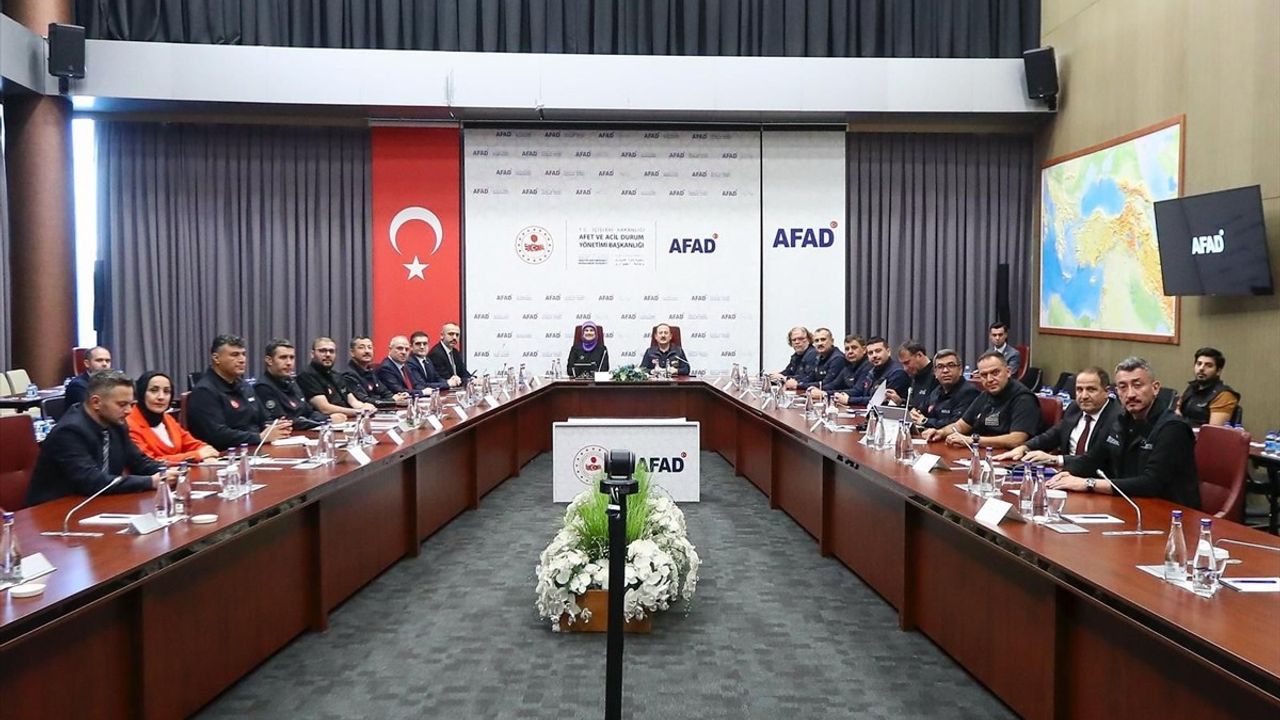 AFAD ve Türk Kızılay Gazze'ye Yönelik Uluslararası İnsani Yardımları Değerlendirdi
