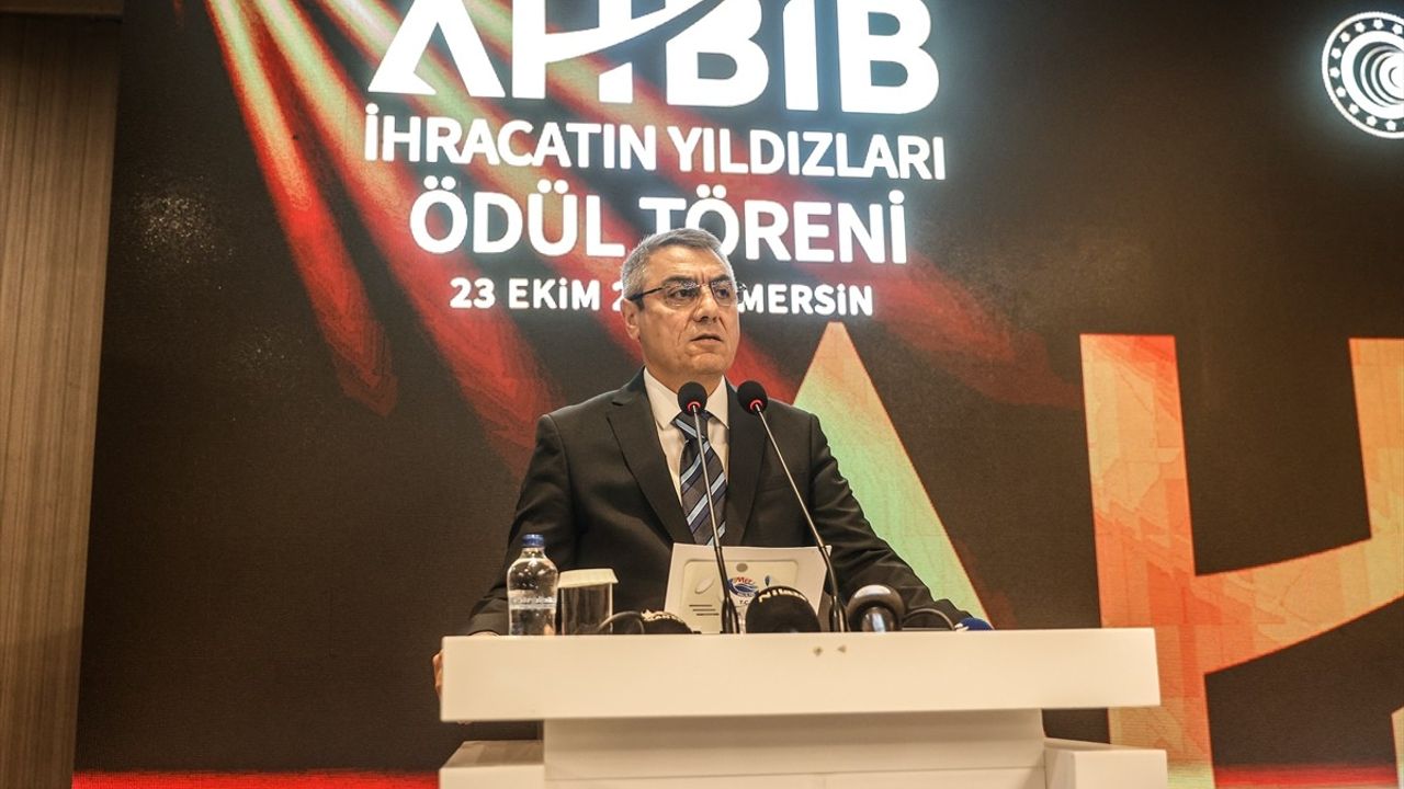 AHBİB, Akdeniz Bölgesi Hububat ve Bakliyat İhracatında Öne Çıkan Firmaları Ödüllendirdi