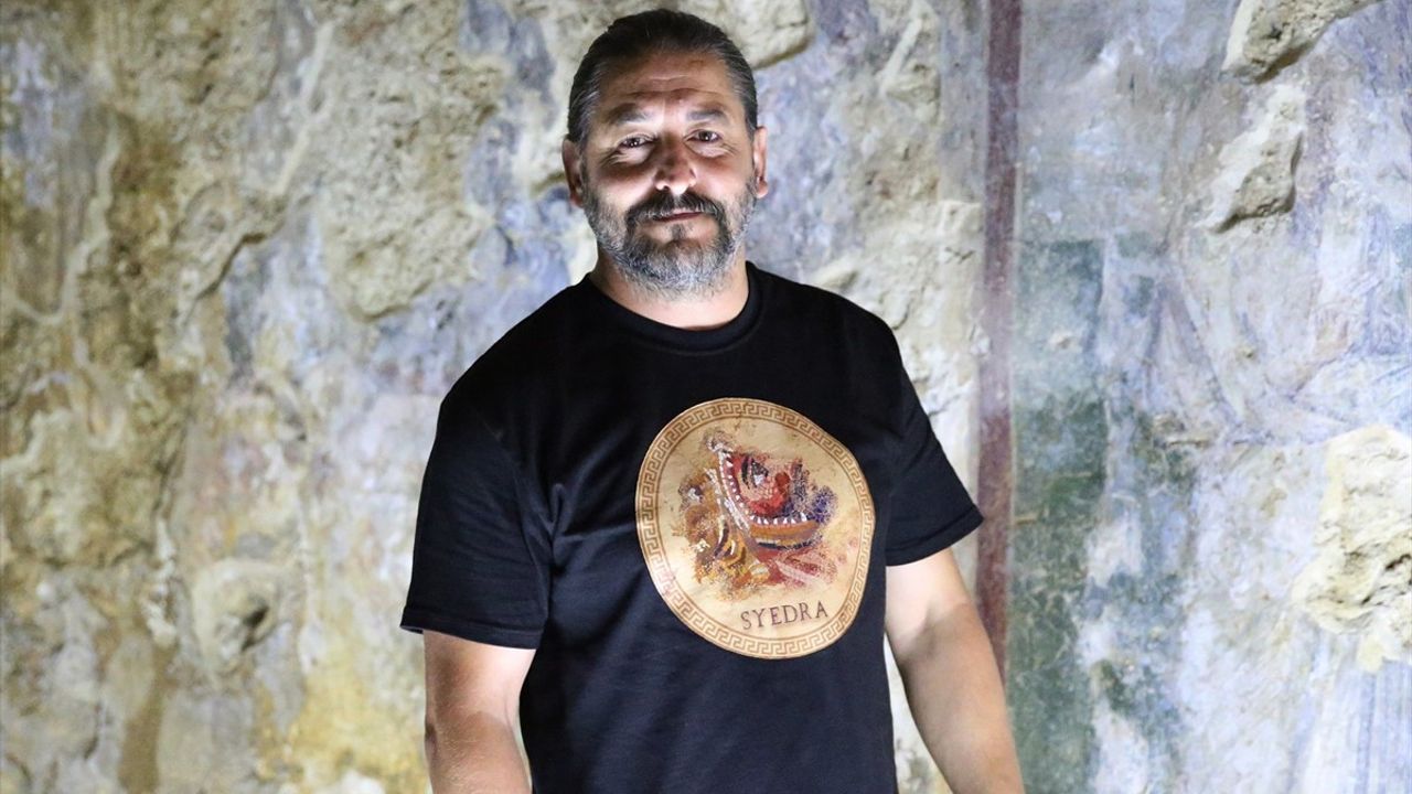 Alanya Syedra'da Aziz Pavlus Freski Ortaya Çıktı: Vaftiz Mağarası Turizme Kazandırılacak