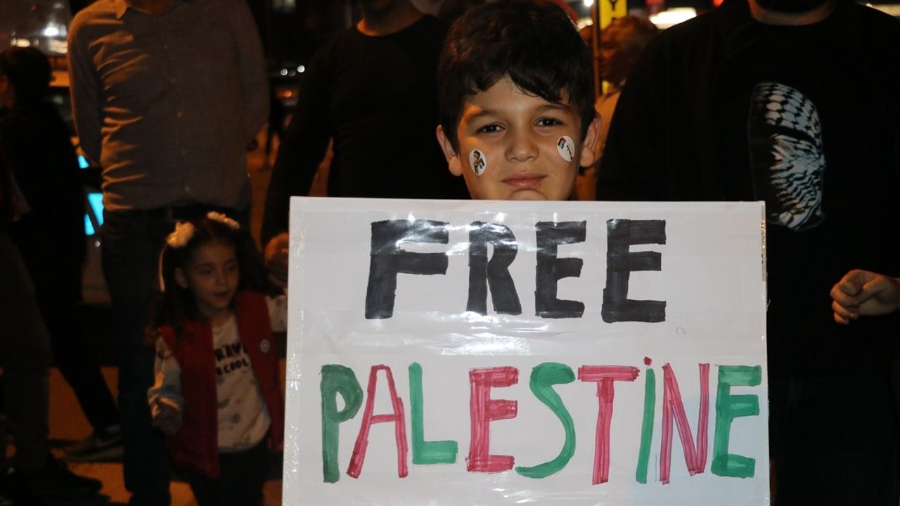 Amasya'da Gazze'ye Destek Yürüyüşü Düzenlendi