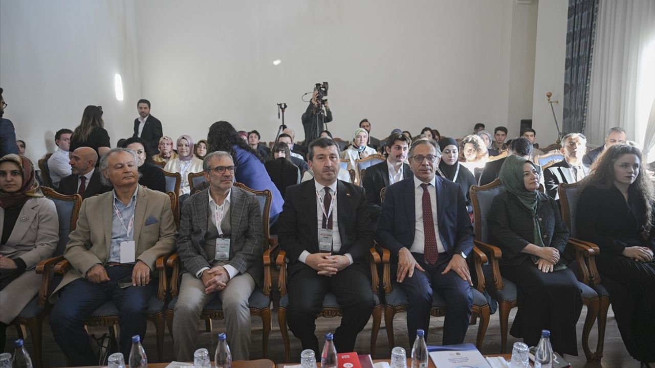 Ankara'da 'Gelenekten Geleceğe: Aileye Değer' etkinliği açıldı — ASBÜ ve TYB işbirliği