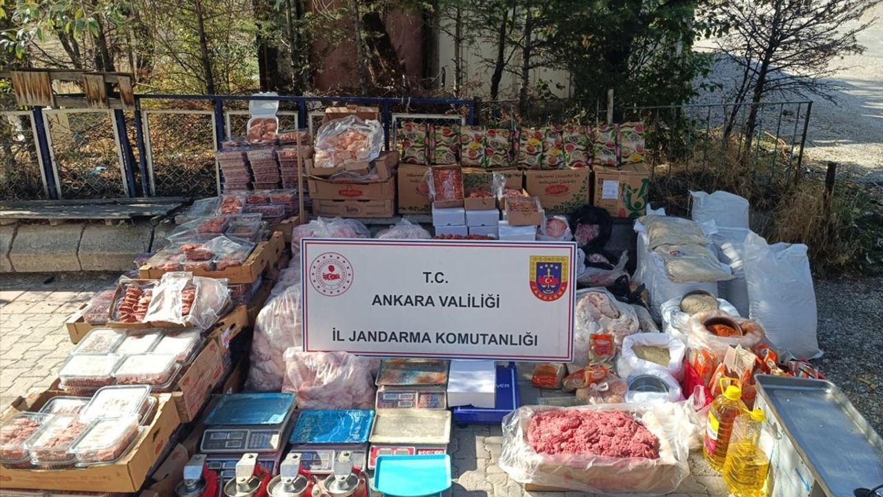 Ankara Yenimahalle'de gıda işletmesinde 1 ton 200 kilogram bozuk et ele geçirildi