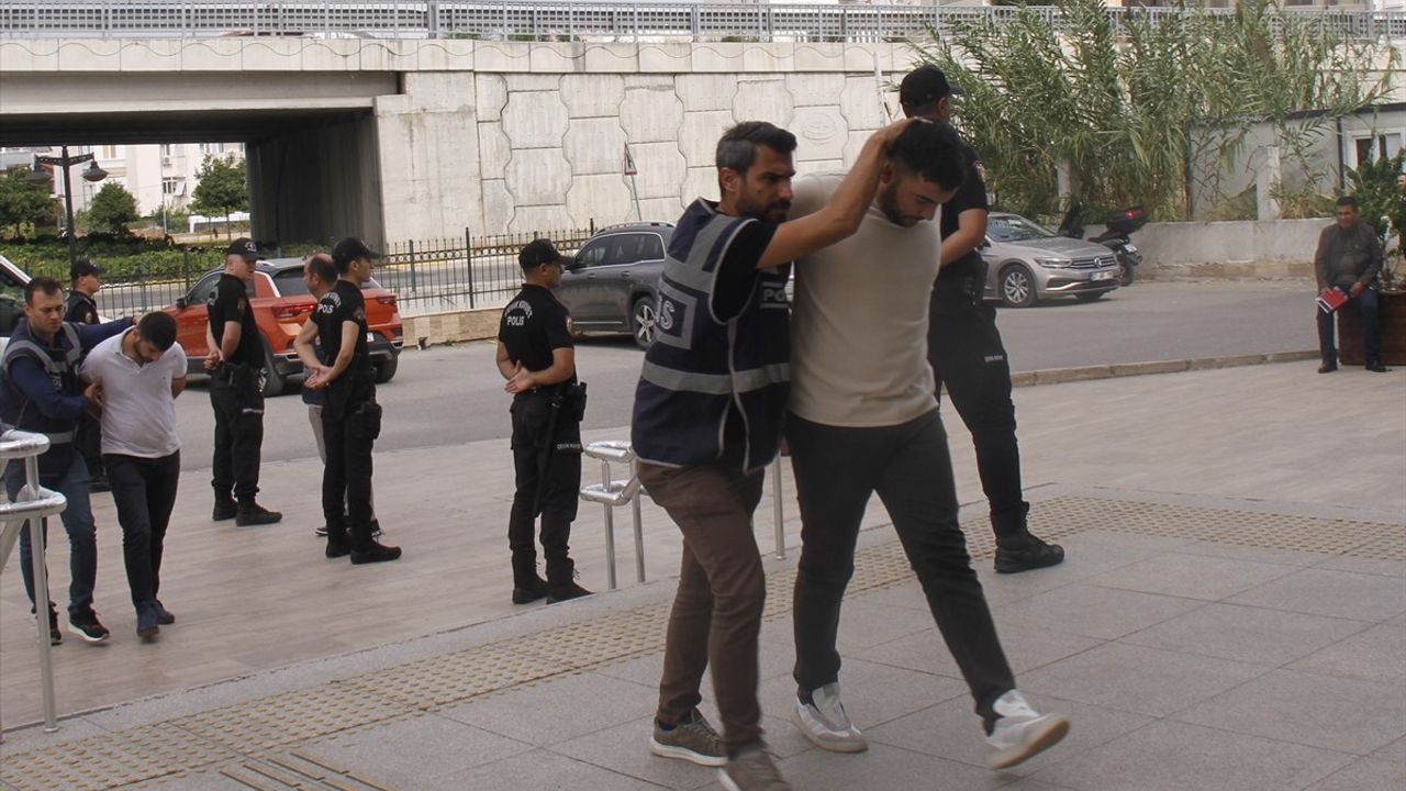 Antalya Serik'te 2 kişinin öldüğü silahlı kavgada 6 şüpheli tutuklandı