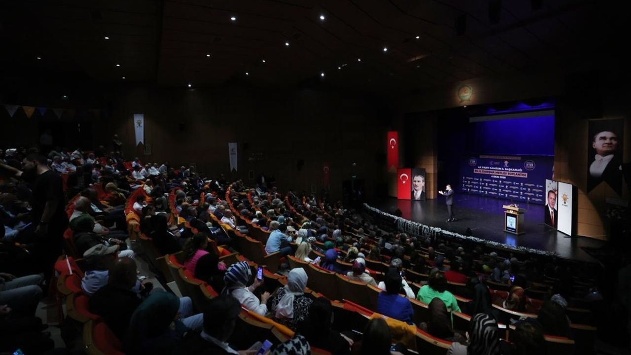 Bakan Bayraktar: Türkiye kendi sondaj gemileriyle Karadeniz, Akdeniz, Somali ve Libya'da arama yapabiliyor